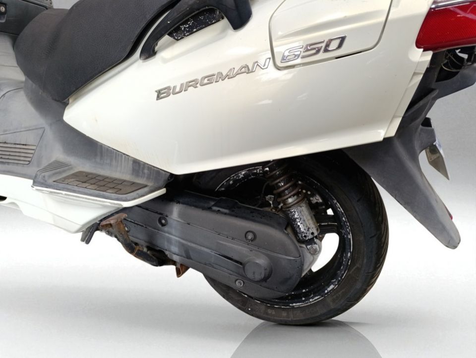 SUZUKI BURGMAN 650 4
