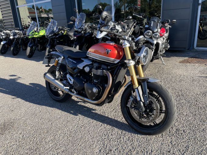 TRIUMPH Speed Twin 1200 RS 4