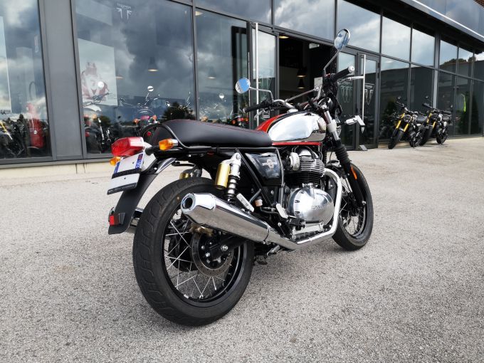 ROYAL ENFIELD INTERCEPTOR 4