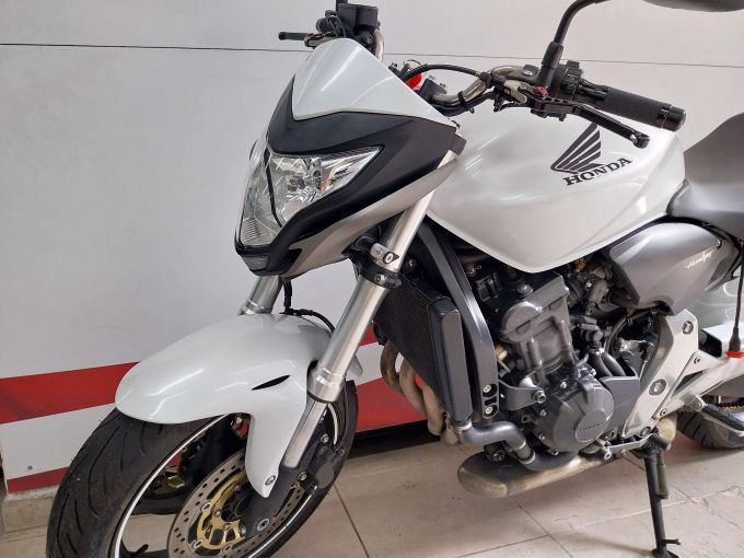 HONDA HORNET 4