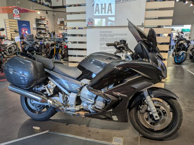 YAMAHA FJR 1300 ABS 4