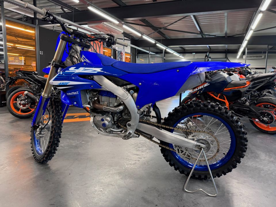 YAMAHA YZ450F 4