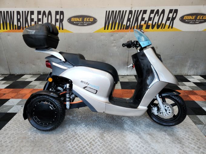 ECCITY MOTORCYCLES MODEL 3 4