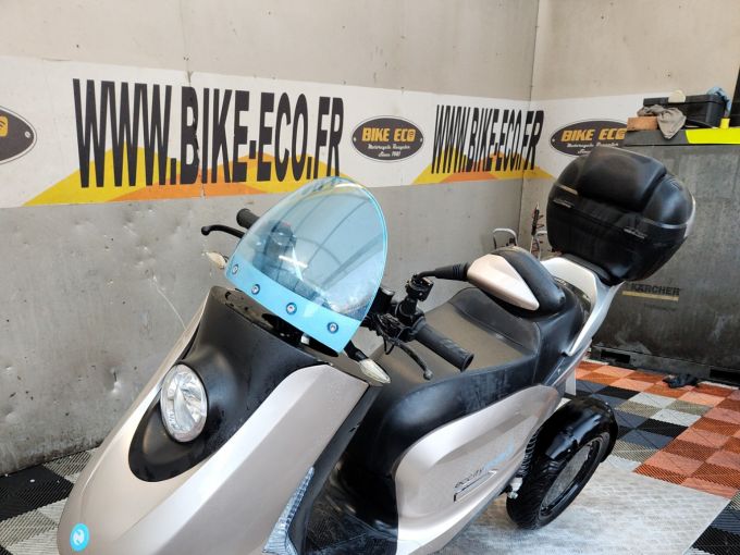 ECCITY MOTORCYCLES MODEL 3 4