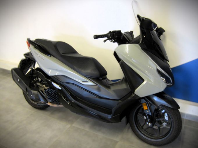 HONDA NSS FORZA 125 4
