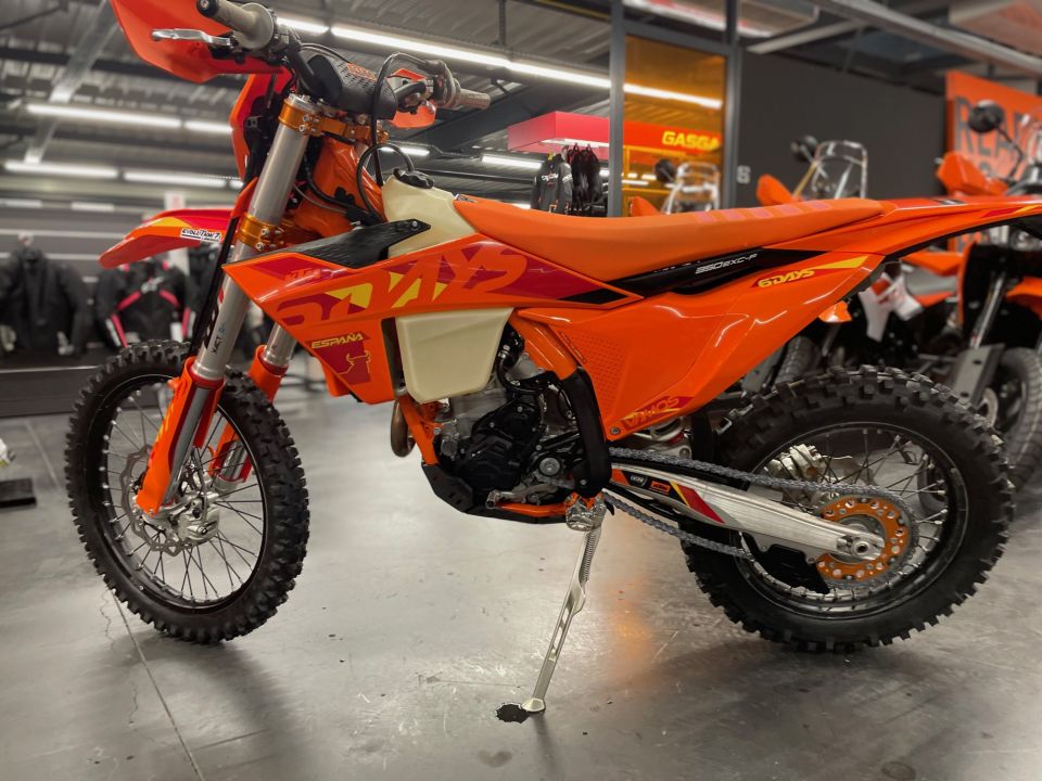 KTM 350 EXC-F SIX DAYS 4