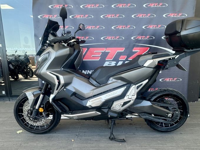 HONDA X-ADV 4