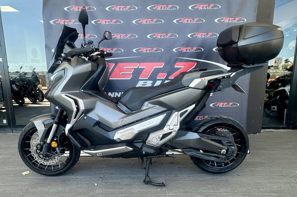HONDA X-ADV 4