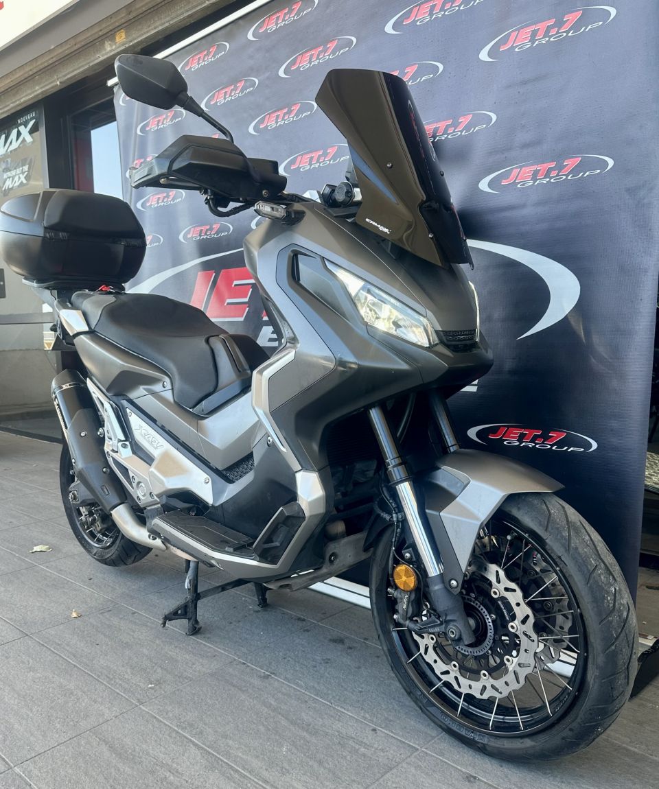 HONDA X-ADV 4