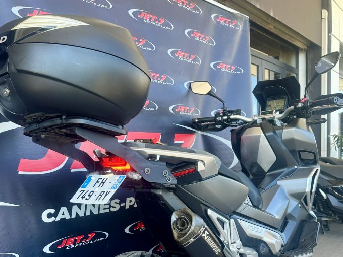 HONDA X-ADV 4