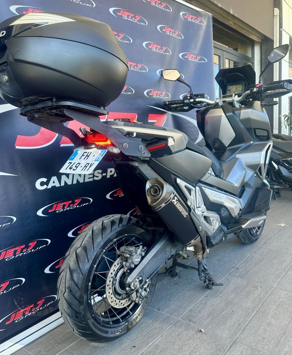 HONDA X-ADV 4