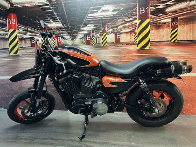 HARLEY-DAVIDSON SPORTSTER 1200 CX 4