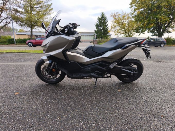 HONDA NSS FORZA 750 4