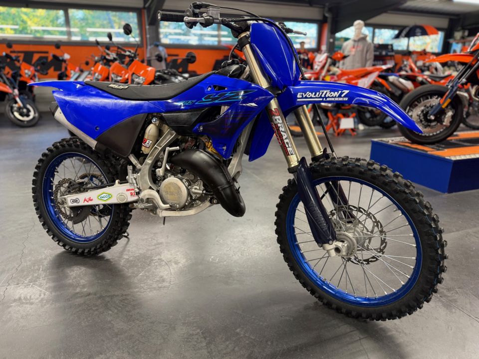 YAMAHA YZ 125 4