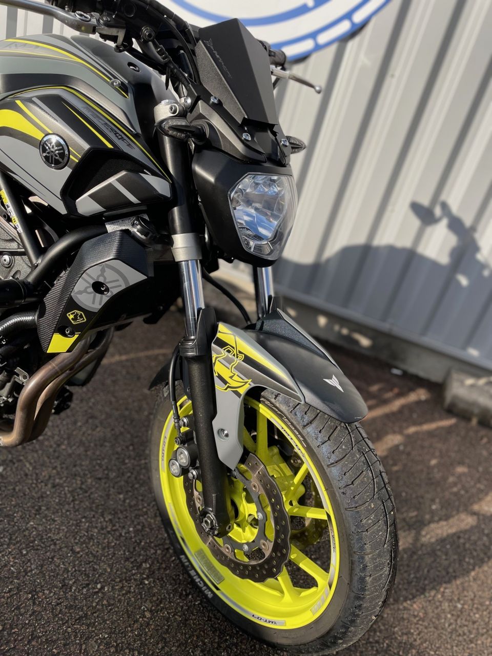 YAMAHA MT-07 4