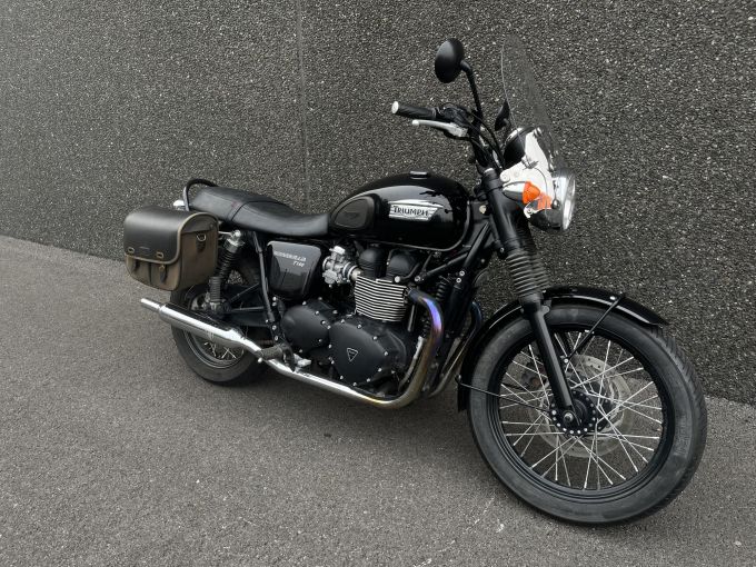 TRIUMPH Bonneville T100 4