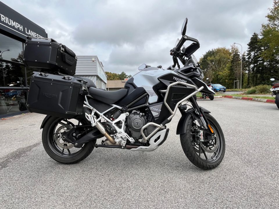 TRIUMPH TIGER 1200 GT EXPLORER 4
