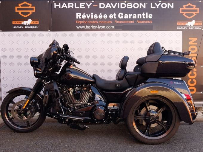 HARLEY-DAVIDSON TRIKE TRI GLIDE 1923 CVO 4