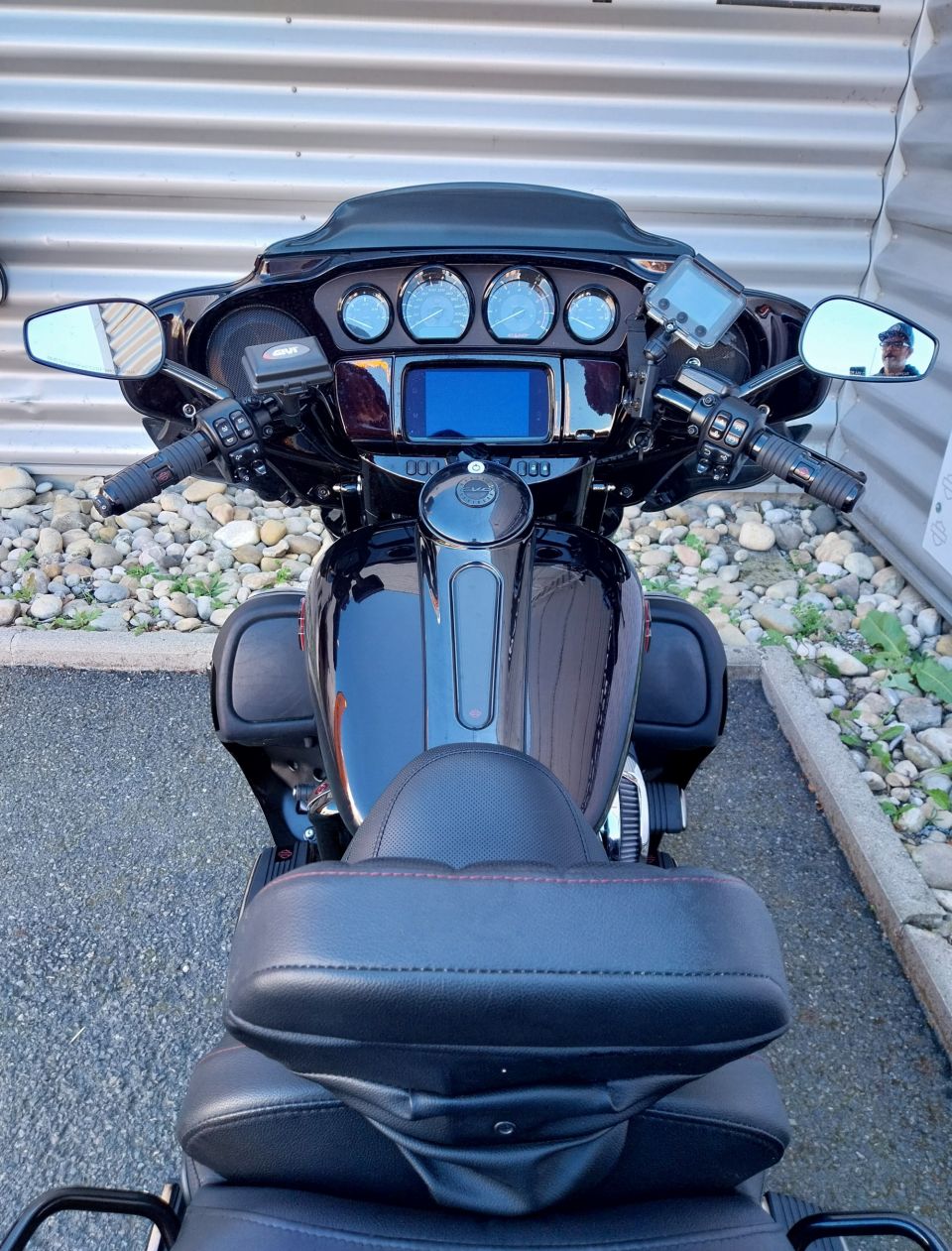 HARLEY-DAVIDSON TRIKE TRI GLIDE 1923 CVO 4