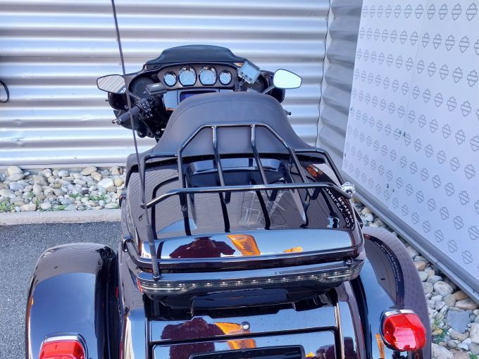 HARLEY-DAVIDSON TRIKE TRI GLIDE 1923 CVO 4