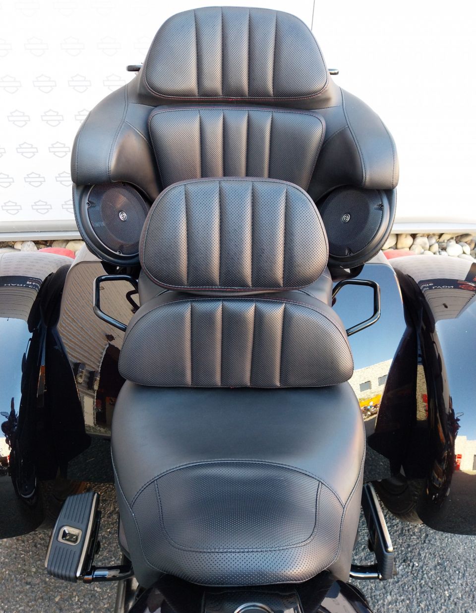 HARLEY-DAVIDSON TRIKE TRI GLIDE 1923 CVO 4