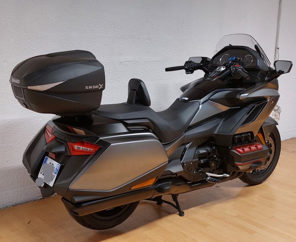 HONDA GL 1800 GOLDWING DCT 4