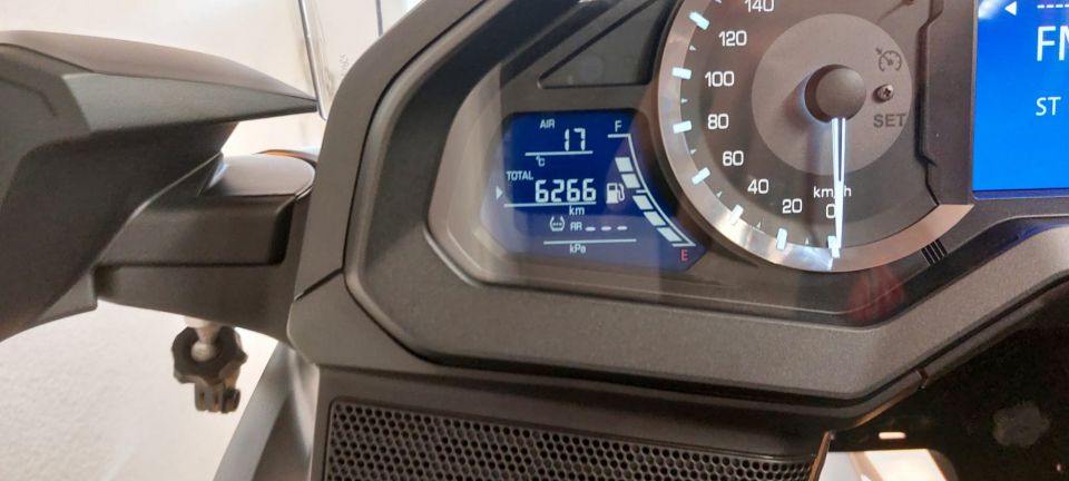 HONDA GL 1800 GOLDWING DCT 4