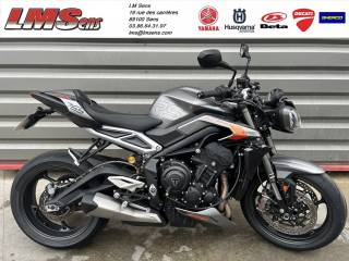 TRIUMPH STREET TRIPLE 765 RS - 2024