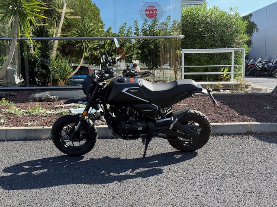 BRIXTON MOTORCYCLES Brixton 125 Cromwell 4