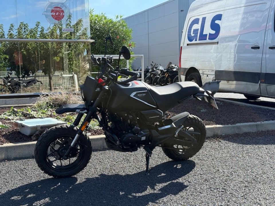 BRIXTON MOTORCYCLES Brixton 125 Cromwell 4