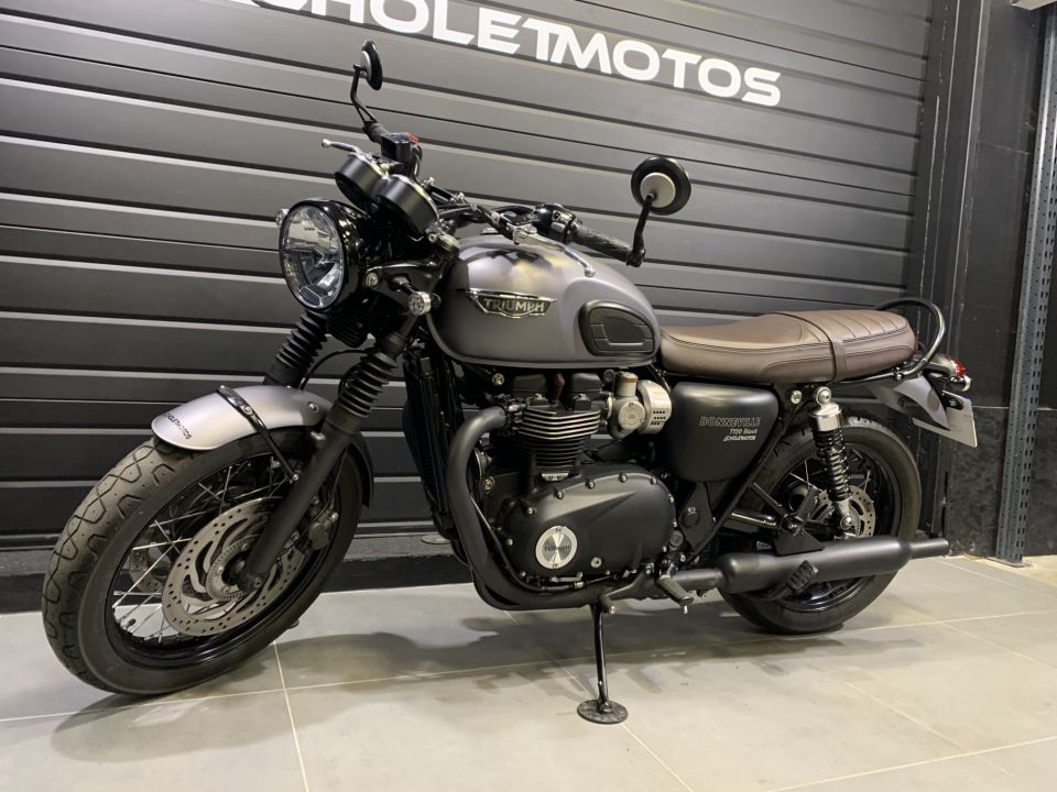 TRIUMPH Bonneville T120 Black 4