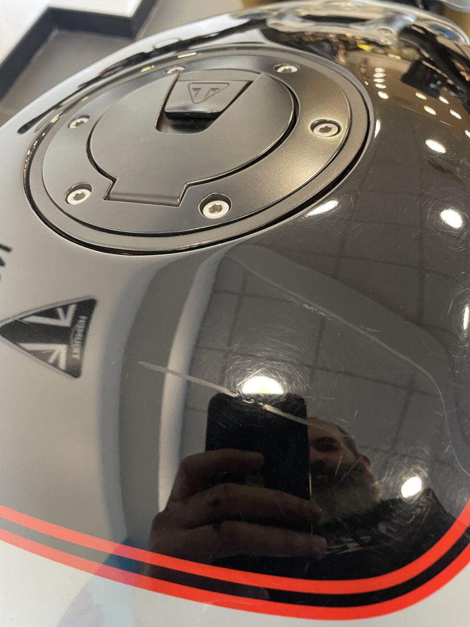 TRIUMPH SPEED TRIPLE 1200 RS 4