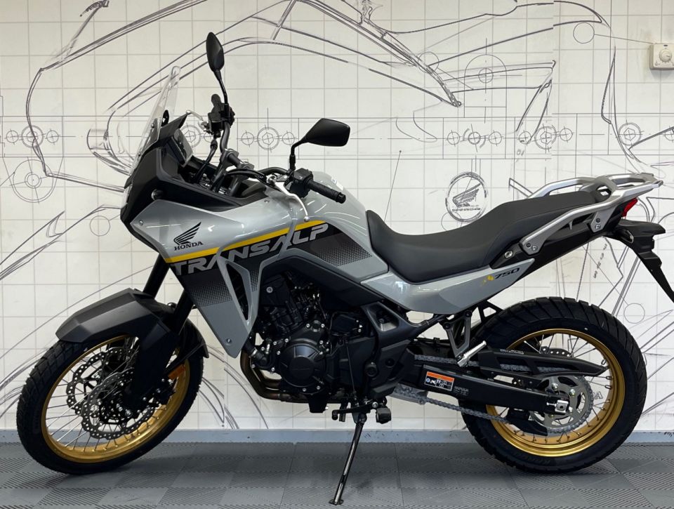 HONDA XL750 TRANSALP 4