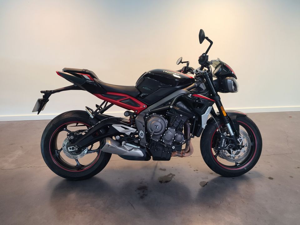 TRIUMPH STREET TRIPLE 765 R 4