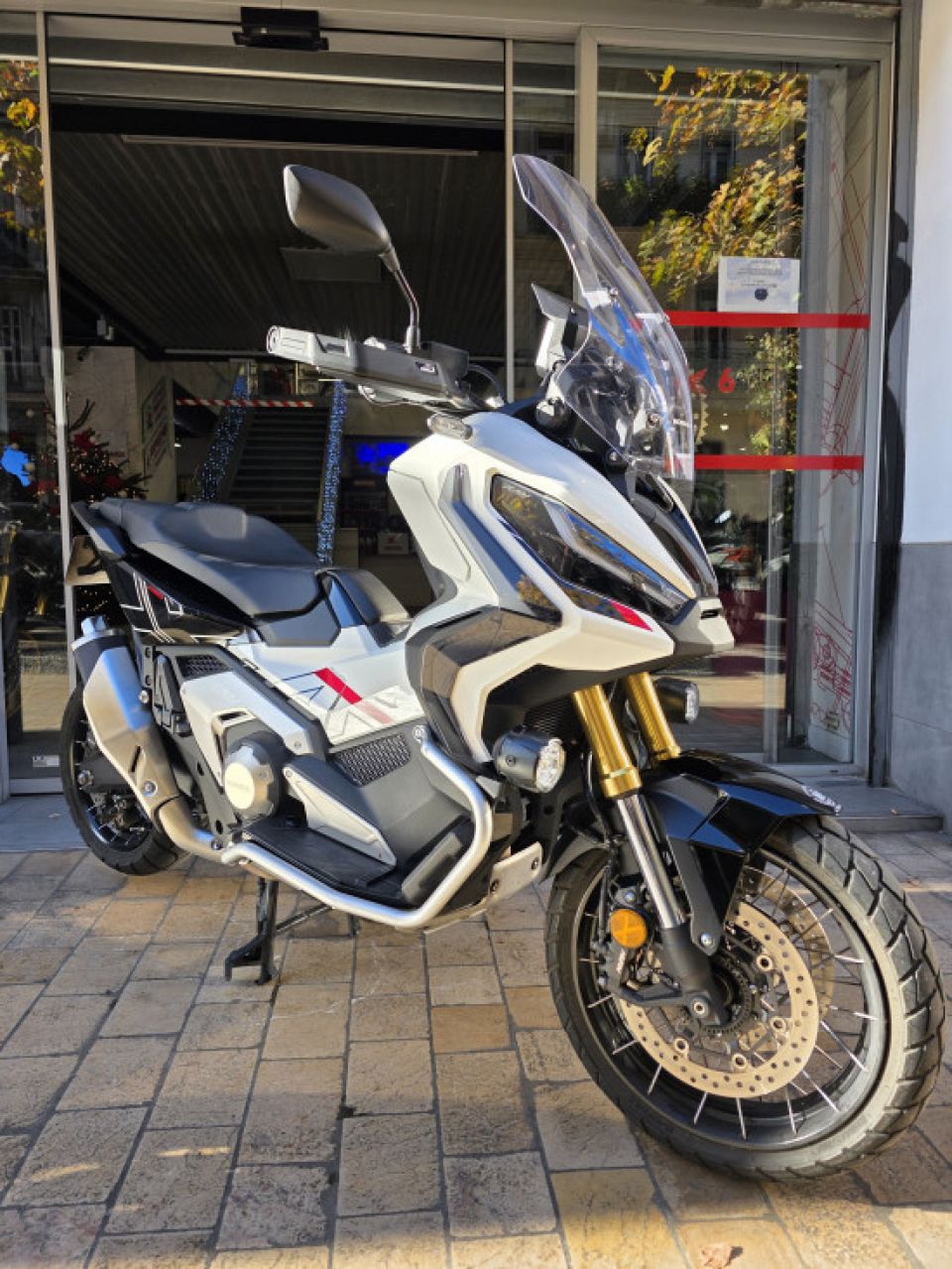 HONDA X-ADV 750 4
