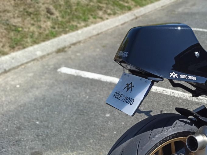 YAMAHA XSR 900 4