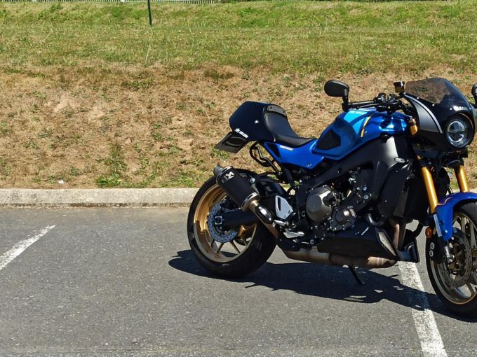YAMAHA XSR 900 4