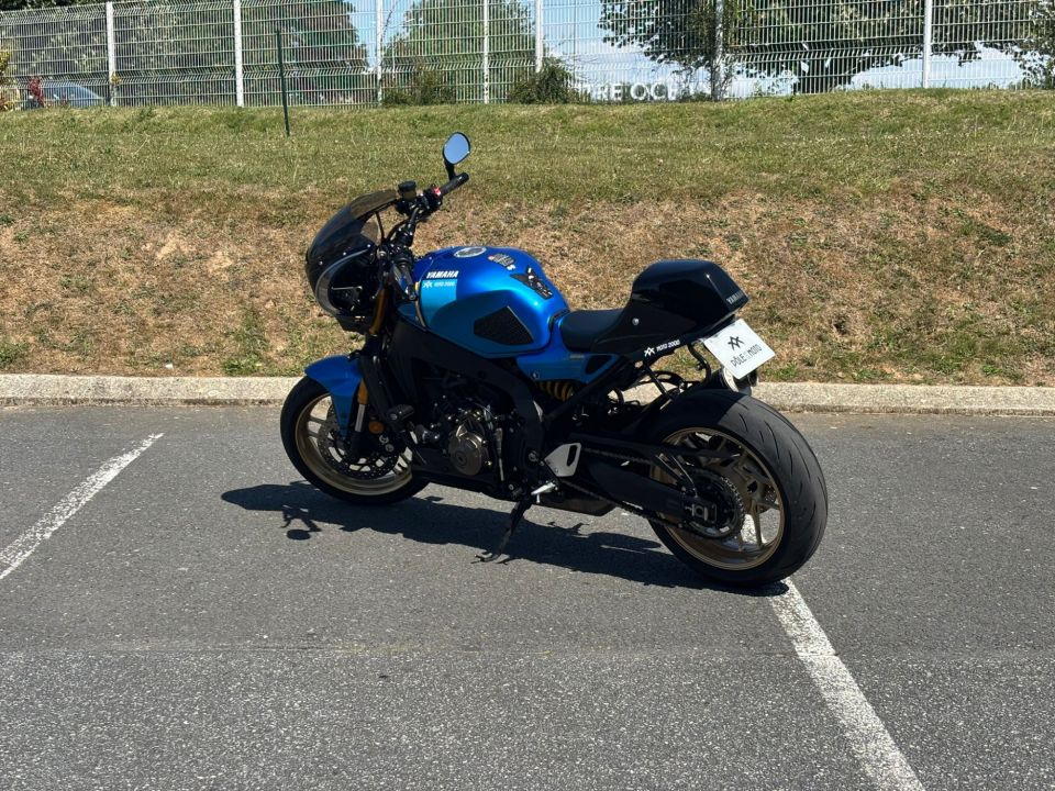 YAMAHA XSR 900 4