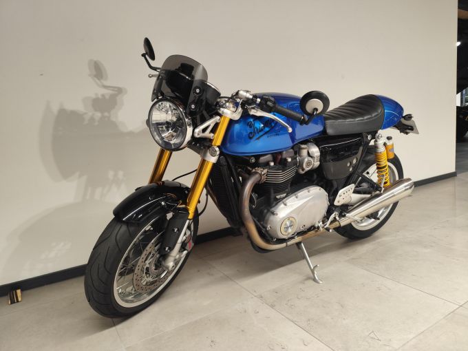TRIUMPH THRUXTON 1200 R 4