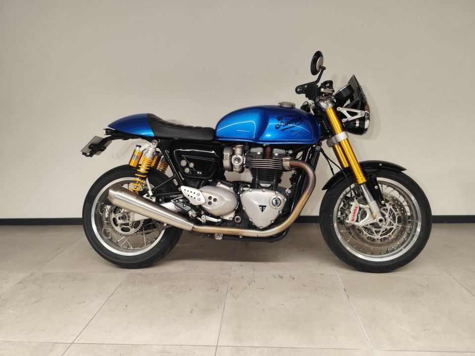 TRIUMPH THRUXTON 1200 R 4