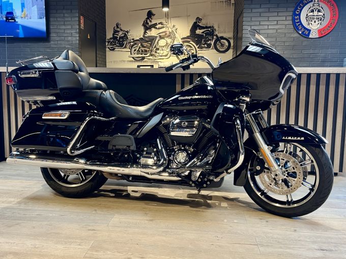 HARLEY-DAVIDSON TOURING ROAD GLIDE 1868 LIMITED 4