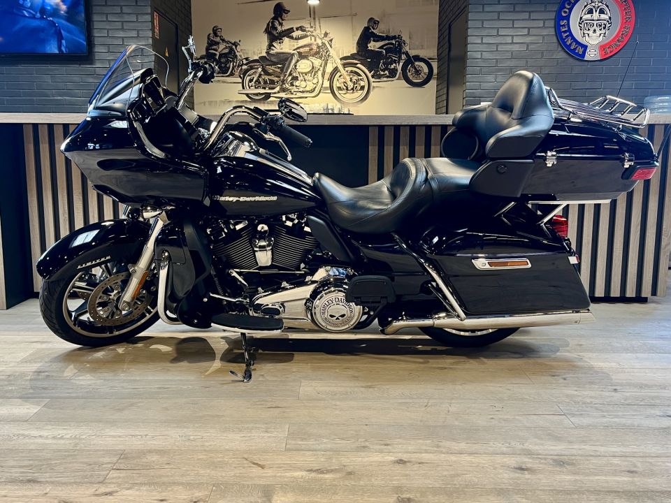 HARLEY-DAVIDSON TOURING ROAD GLIDE 1868 LIMITED 4