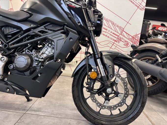 HONDA CBF 125 4