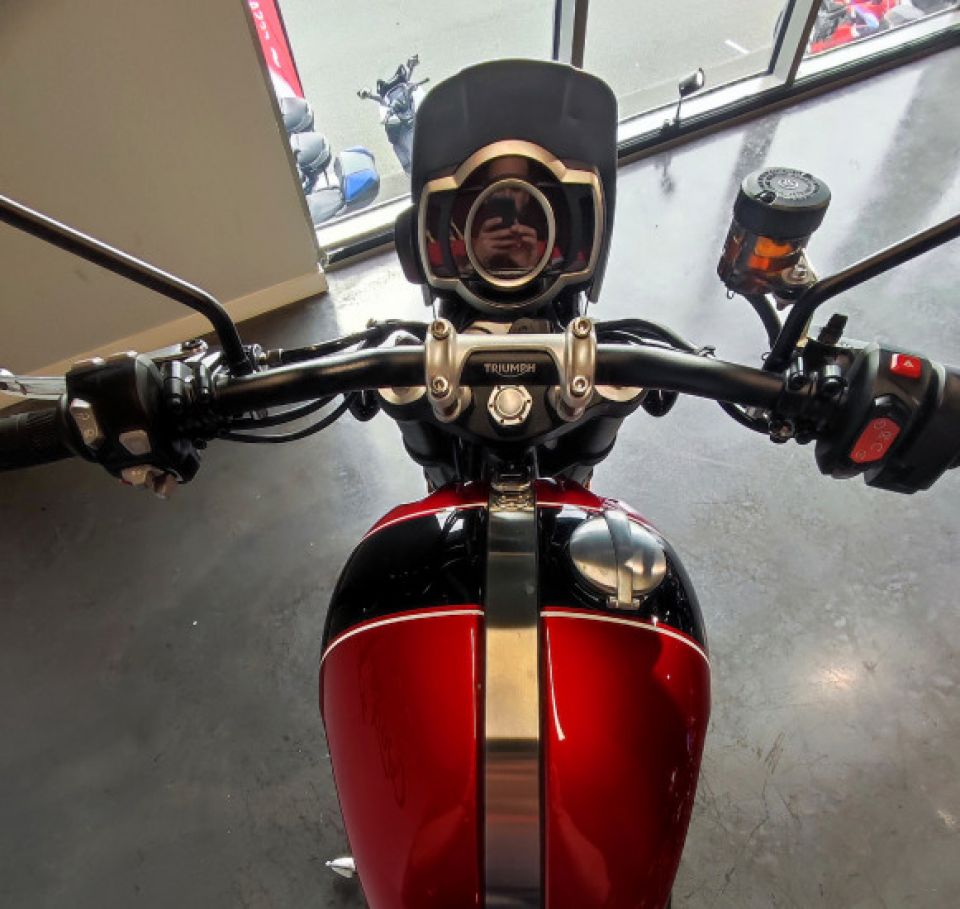 TRIUMPH SCRAMBLER 1200 XC 4