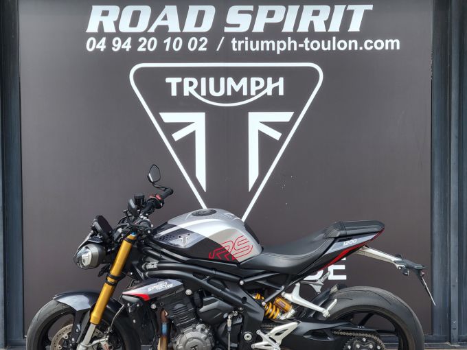 TRIUMPH SPEED TRIPLE 1200 RS 4