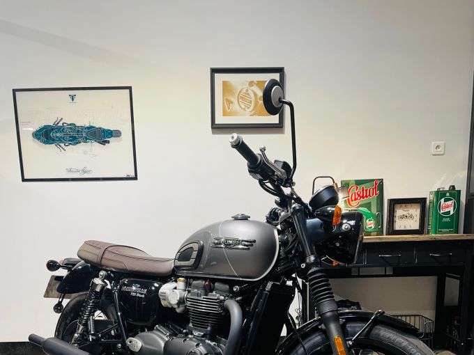 TRIUMPH Bonneville T120 Black 4