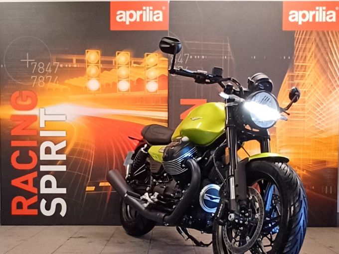 MOTO GUZZI V7 4