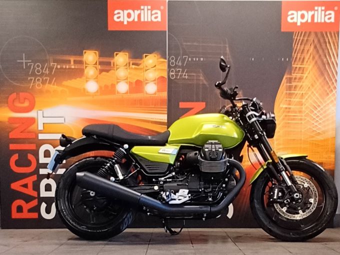 MOTO GUZZI V7 4