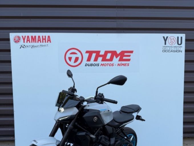 YAMAHA MT-07 Y-AMT (47,5CV) 4