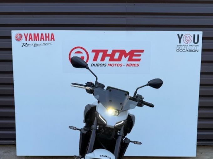 YAMAHA MT-07 Y-AMT (47,5CV) 4